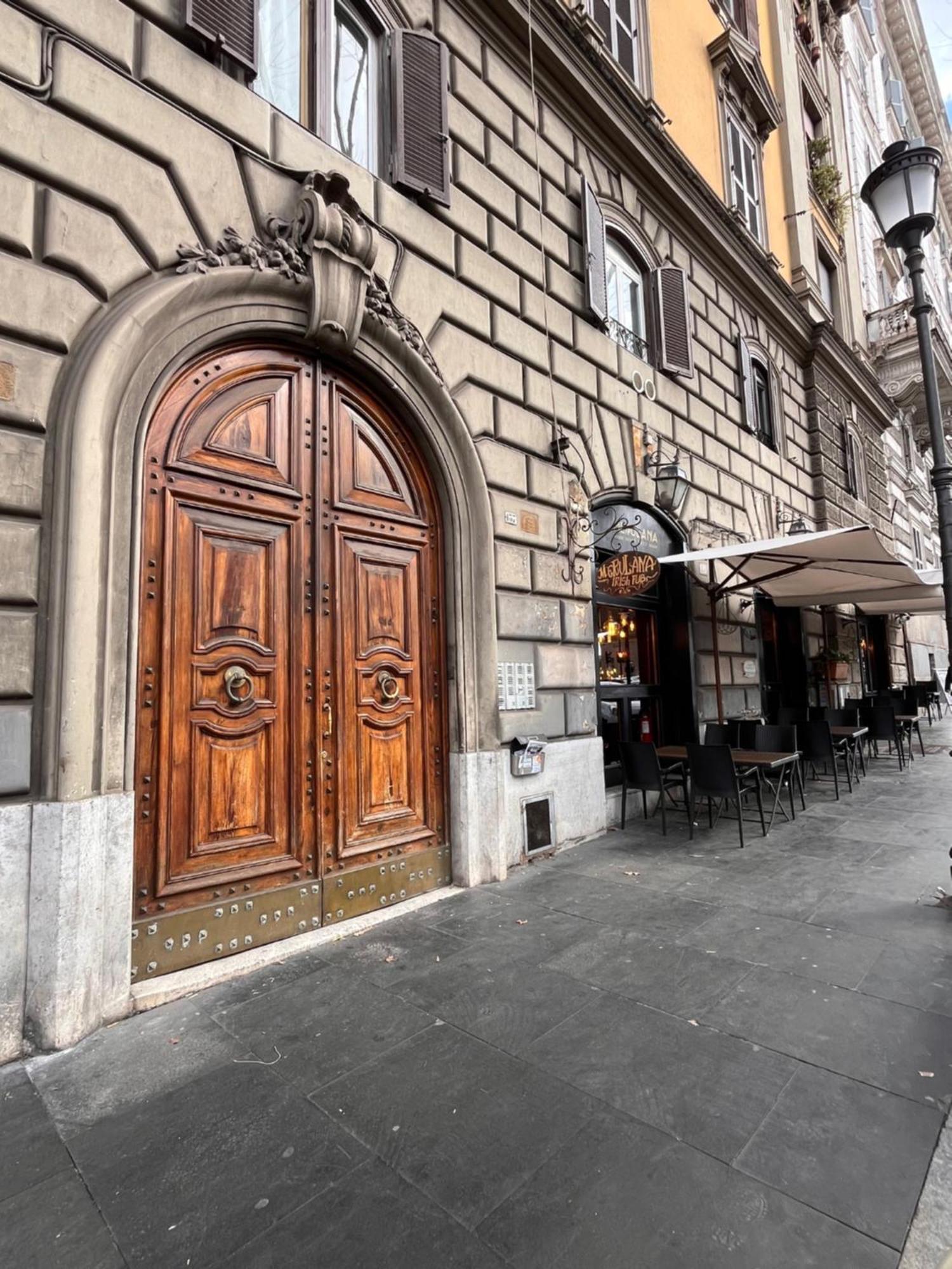 Colosseum Deluxe Rome Bagian luar foto